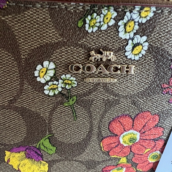 Coach nolita 19 floral print with a chain - Picture 8 of 10